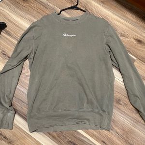 Champion sweatshirt in olive green
